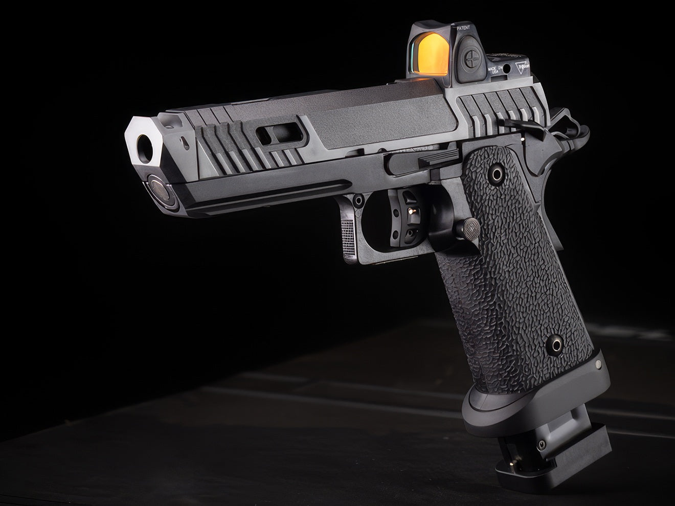 BATON airsoft BT-SAND VIPER CO2 GBB [カラー：サンド / ブラック]