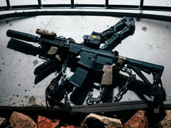 DFCO Kung Fu(カンフー) グリップ AR-15 [カラー：ブラック / FDE]