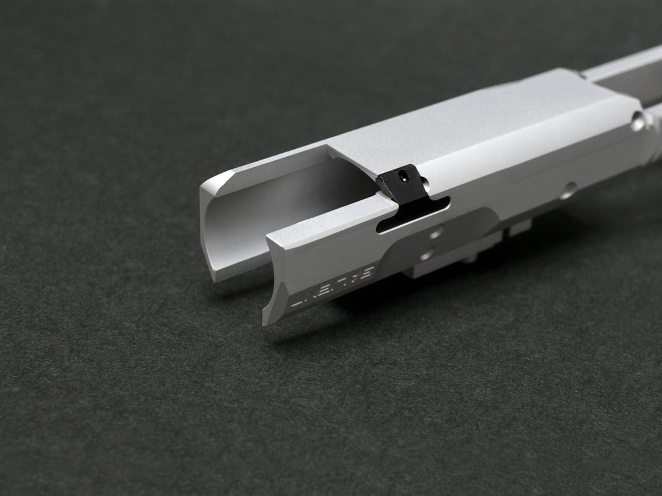 Guns Modify A7003T6 CNC ZERO スピードボルトキャリア 東京マルイ GBB M4シリーズ [カラー：ブラック / シルバー / ゴールド / ブルー / レッド]