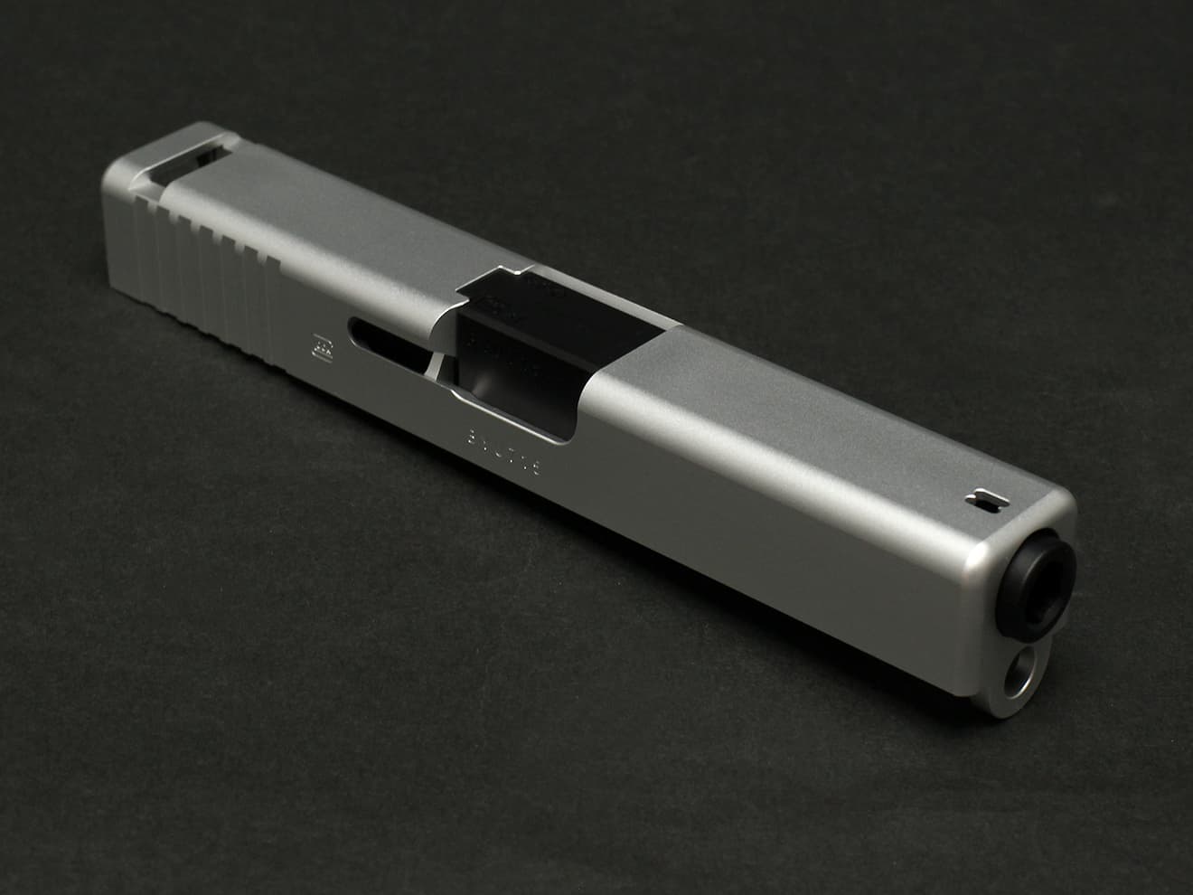 Guns Modify G19 アルミスライド&アウターバレル 東京マルイ GBB G19 [カラー：ブラック / シルバー]