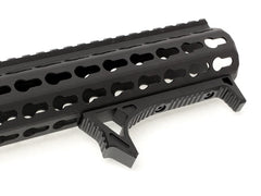 MILITARY BASE SI タイプ CNC カーブドグリップ [カラー・適合：BK・Keymod / DE・Keymod / RED・Keymod / SV・Keymod / BK・M-LOK / DE・M-LOK / RED・M-LOK / SV・M-LOK]