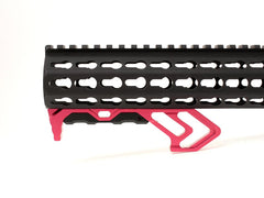 MILITARY BASE TD タイプ CNC MODグリップ [カラー・適合：BK・Keymod / RED・Keymod / BK・M-LOK / RED・M-LOK]