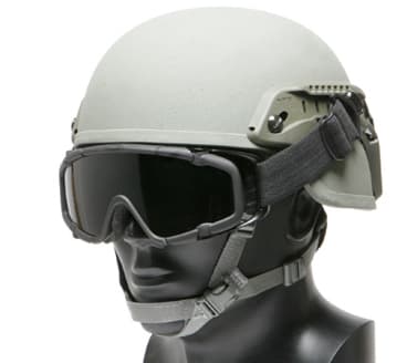 サバゲーヘルメット、グローブ、ゴーグル、ダンプポーチのセット サバゲーヘルメット タクティカルヘルメット ミリタリー