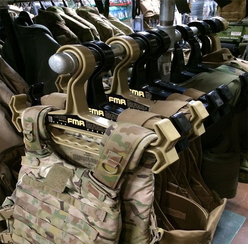 FMA ヘビーウェイト タクティカル ハンガー [カラー：ブラック / ダークアース / オリーブドラブ / ピンク / ブルー]