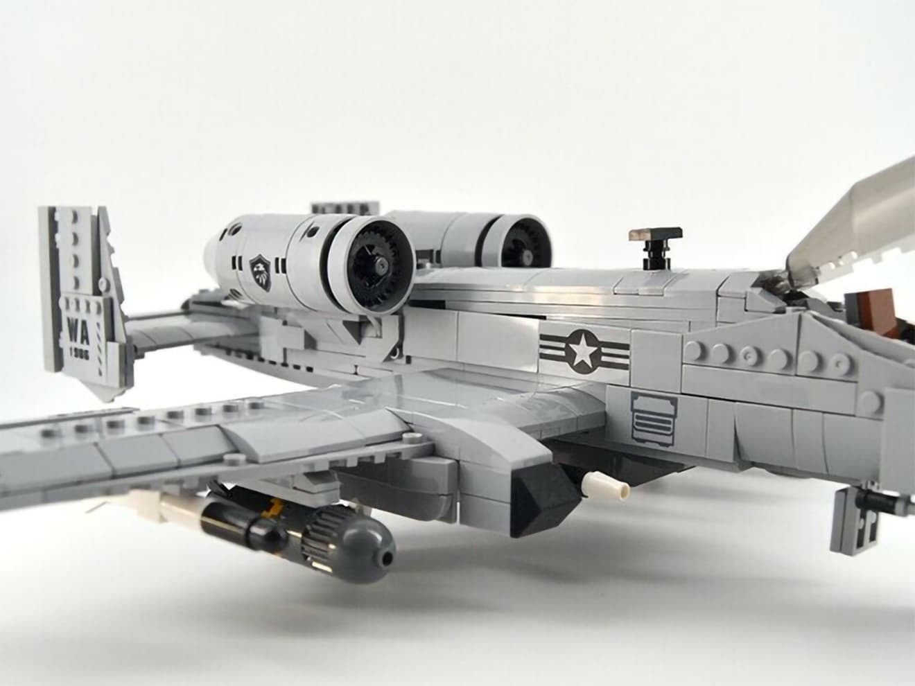 AFM A-10 サンダーボルト 961Blocks | ミリタリーベース AFM A-10 サンダーボルト 961Blocks | ミリタリーベース