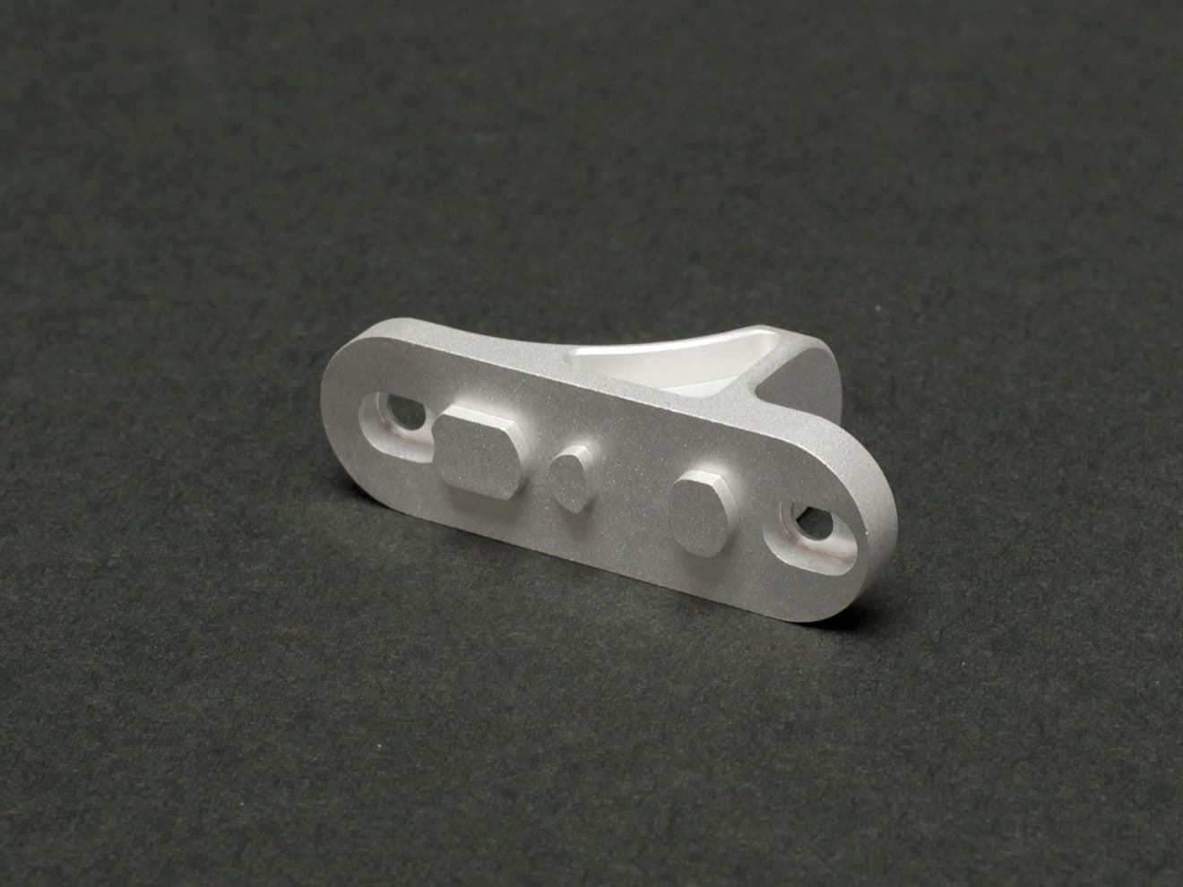 MILITARY BASE B5 ショート K タイプ CNC グリップストップ KeyMod [カラー：レッド / シルバー]