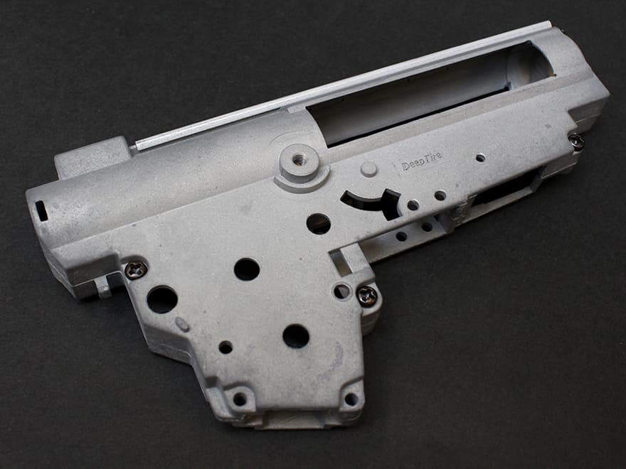 DEEP FIRE 強化メカボックス 6mmベアリング [セット内容：Ver2 / Ver2・ベアリング仕様 / Ver3・ベアリング仕様]